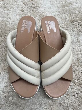 Sorel Women's Cream & Tan Padded Crossband Slide Sandals